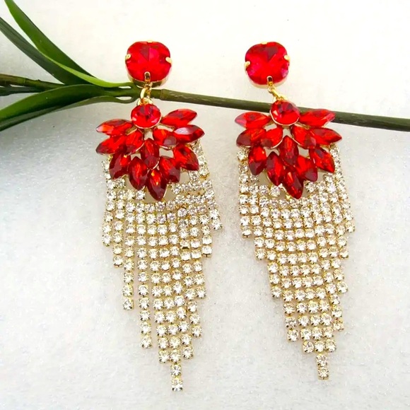Red Earrings Long Tassel Dangle Crystal Rhinestone Gold Bridal Prom Holiday - Picture 1 of 5